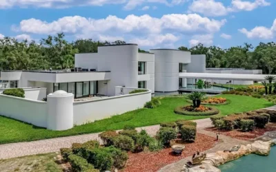 The Florida Mansion That Publishers Clearing House Built Could Be Yours